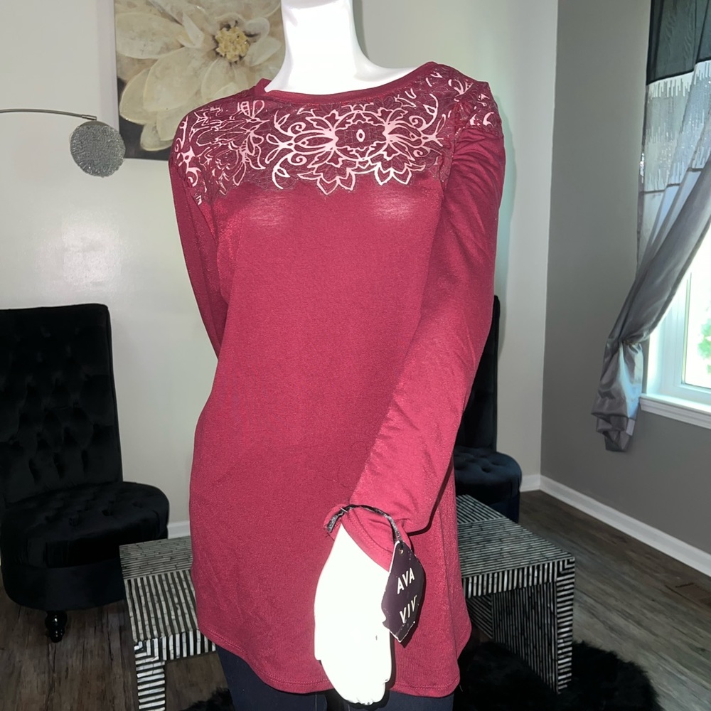 NWT AVA & VIV Wine Red 1X Plus Top
